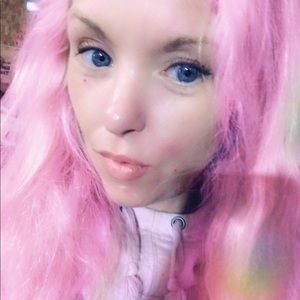 Meet your Posher, Wendy